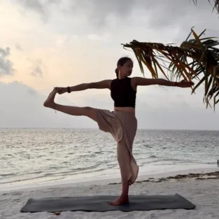 Abhishika Chatterjee (2)