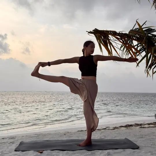 Abhishika Chatterjee (2)