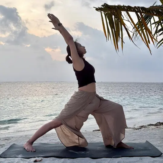 Abhishika Chatterjee (6)